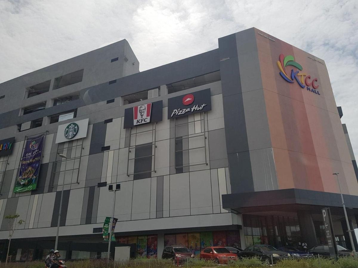 Anggerik Camelia Homestay Apartment Ladang Tok Pelam Куала Теренгану Екстериор снимка