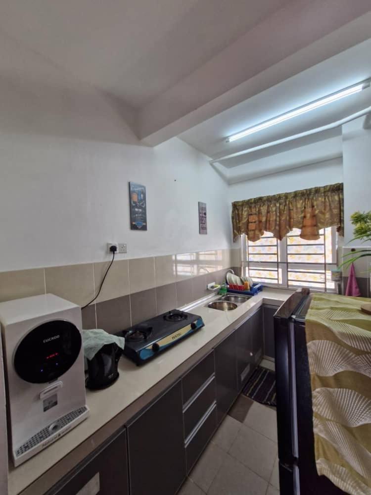 Anggerik Camelia Homestay Apartment Ladang Tok Pelam Куала Теренгану Екстериор снимка